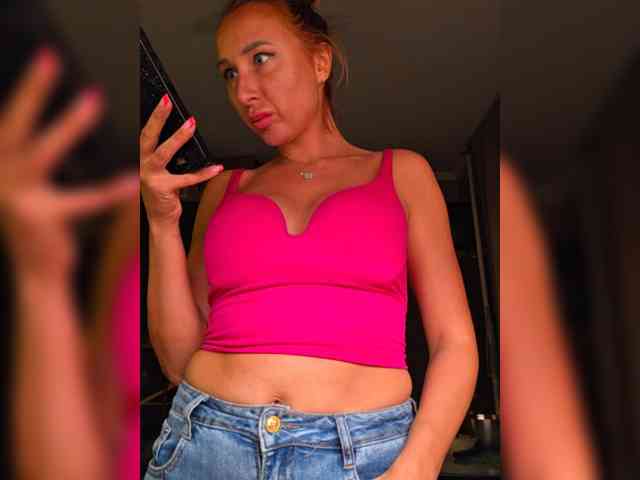 Valeriah Sex Cam Show