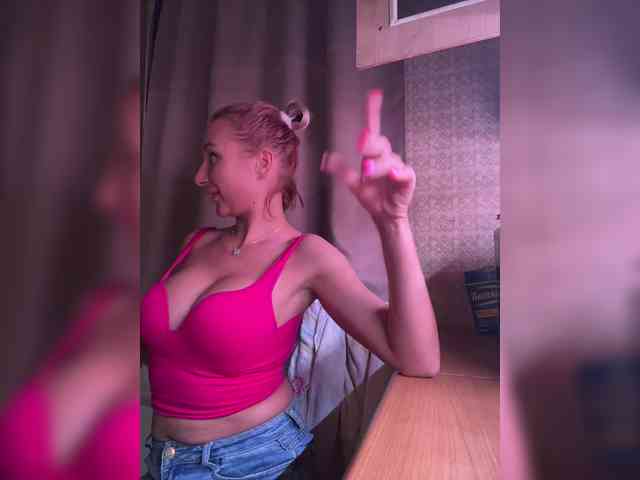 Valeriah Sex Cam Show