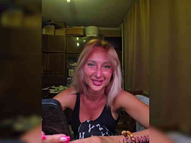 Valeriah Sex Cam Show