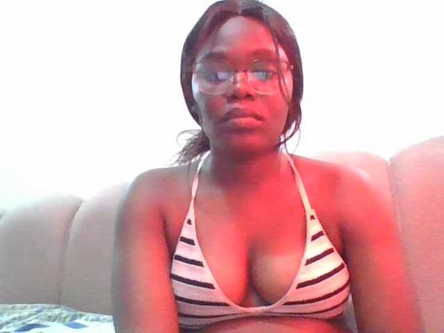 spicey live cam on BongaCams