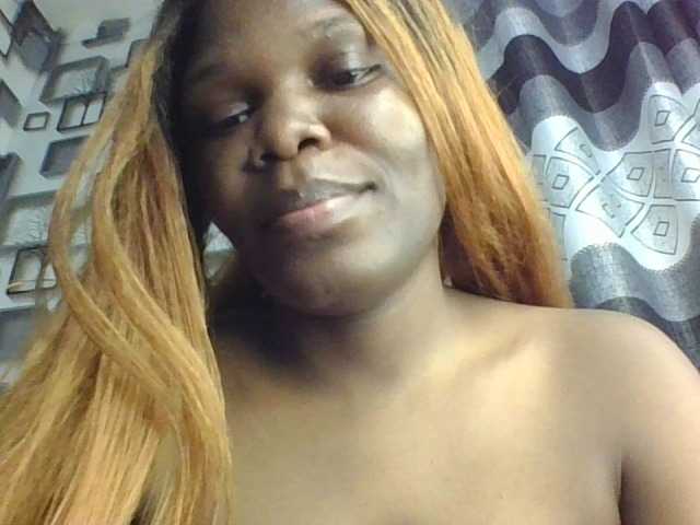 spicey's BongaCams show and profile