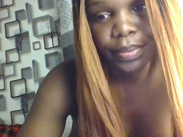 spicey's BongaCams show and profile