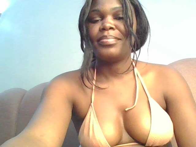 spicey live cam on BongaCams