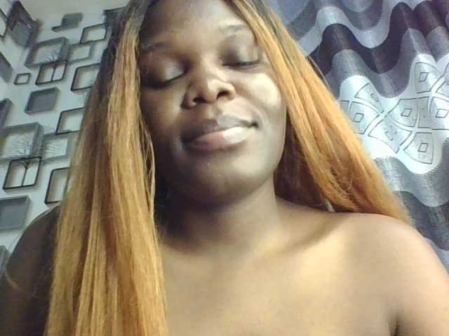 spicey Live Cam and Statistics on UnifiedCams