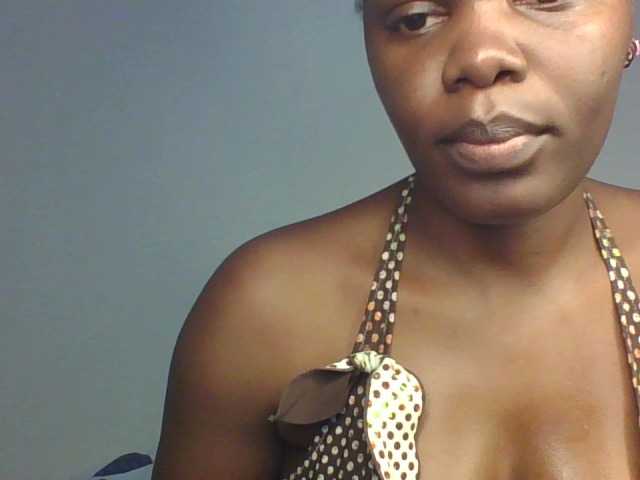 spicey live cam on BongaCams