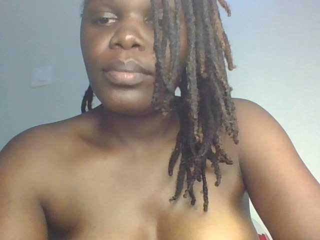 spicey live cam on BongaCams