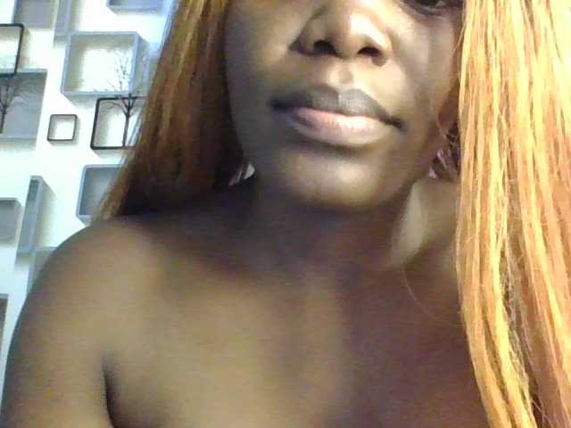 spicey's BongaCams show and profile