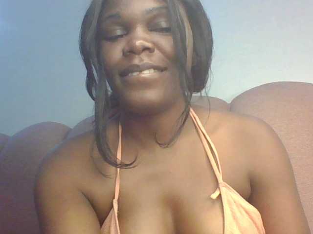 spicey live cam on BongaCams