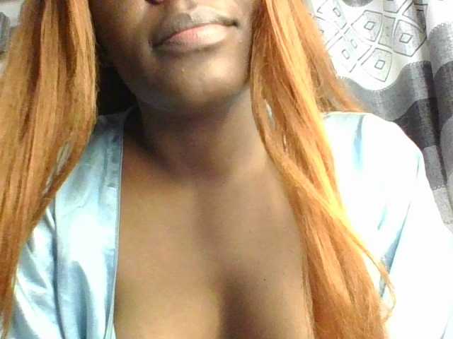 spicey's BongaCams show and profile