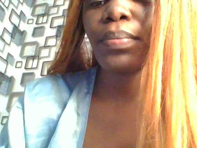 spicey's BongaCams show and profile