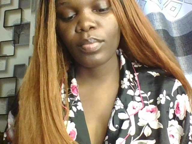 spicey's BongaCams show and profile