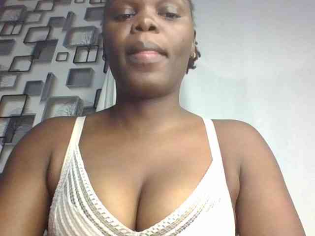 spicey Live Webcam on BongaCams