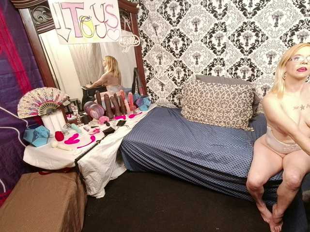 CandysReaperCouple420 live cam on BongaCams