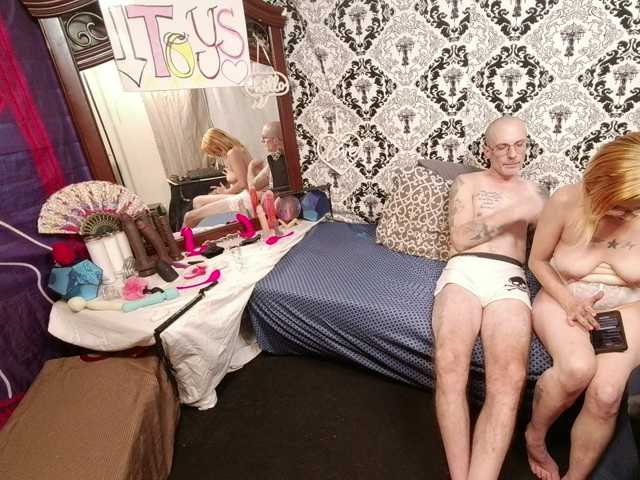 CandysReaperCouple420 live cam preview