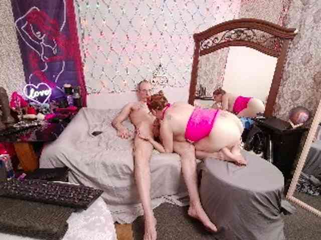 CandysReaperCouple420 webcam