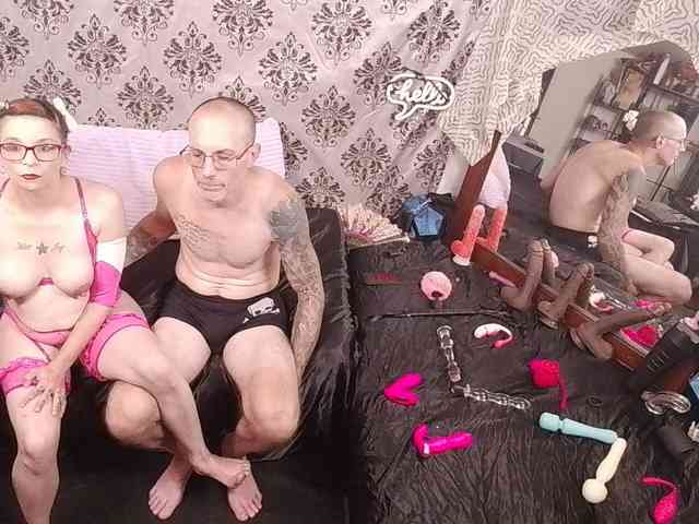 CandysReaperCouple420 webcam