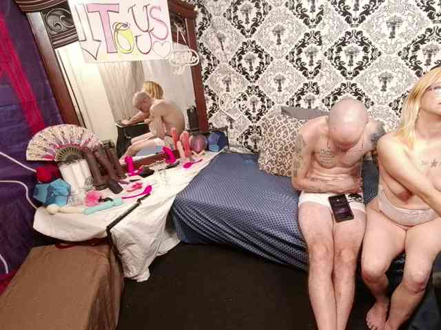 CandysReaperCouple420 webcam