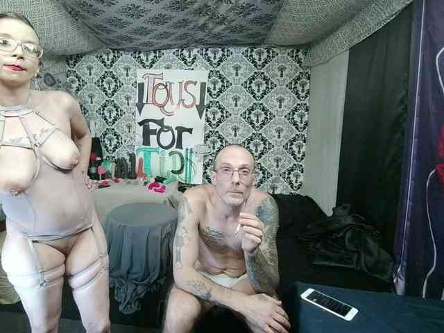 CandysReaperCouple420 webcam