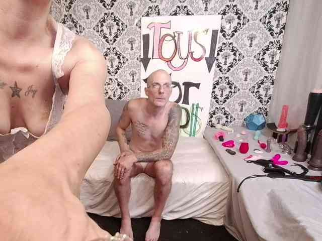 Model: CandysReaperCouple420