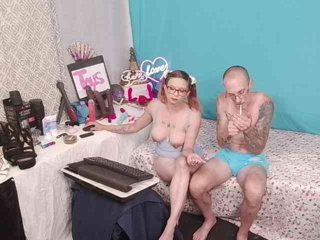 CandysReaperCouple420 webcam