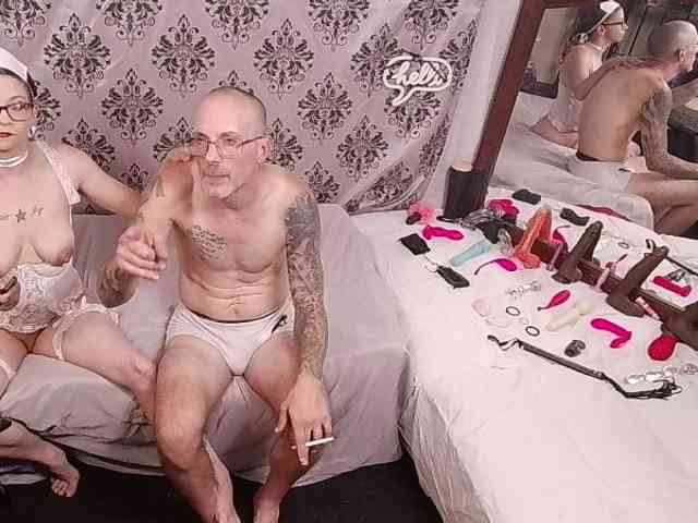 CandysReaperCouple420 webcam