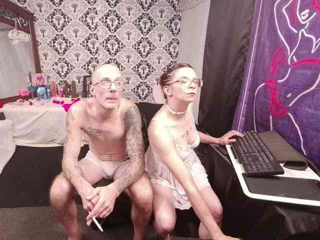 CandysReaperCouple420 webcam