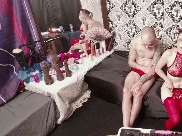 CandysReaperCouple420 webcam