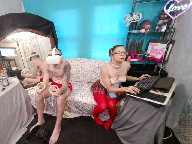 CandysReaperCouple420 webcam