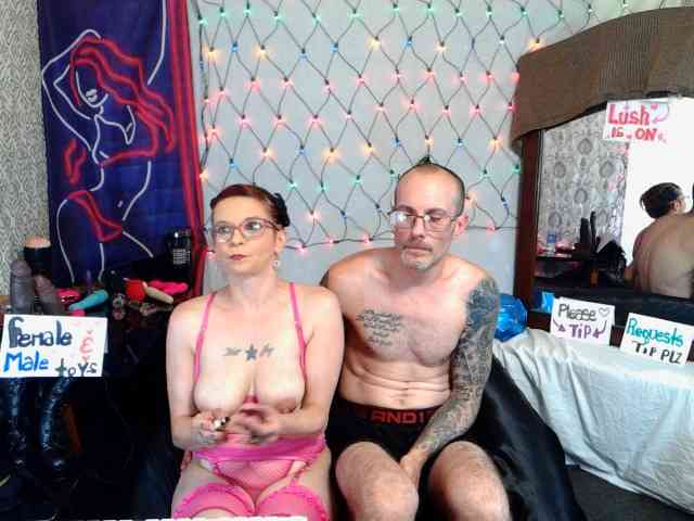 CandysReaperCouple420 webcam