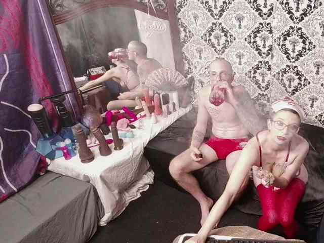 CandysReaperCouple420 webcam