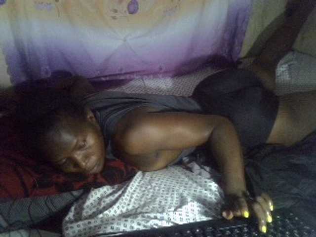 Cute-Viviana's BongaCams show and profile