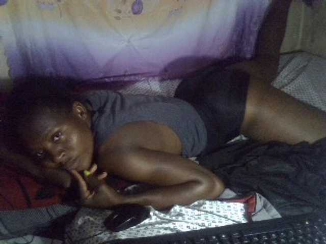 Cute-Viviana's BongaCams show and profile