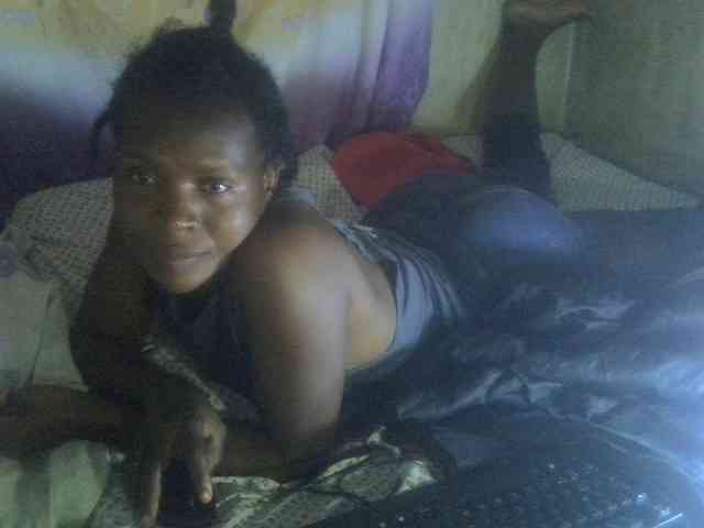 Cute-Viviana webcam