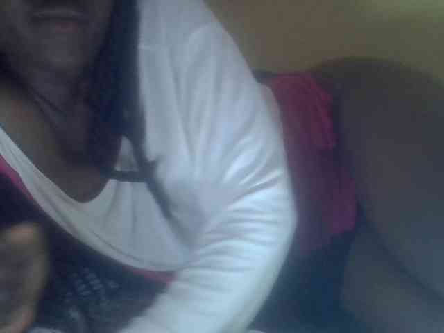 Cute-Viviana webcam