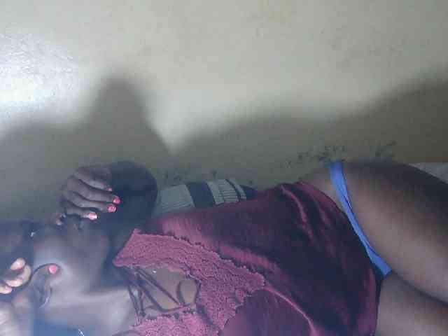Cute-Viviana webcam