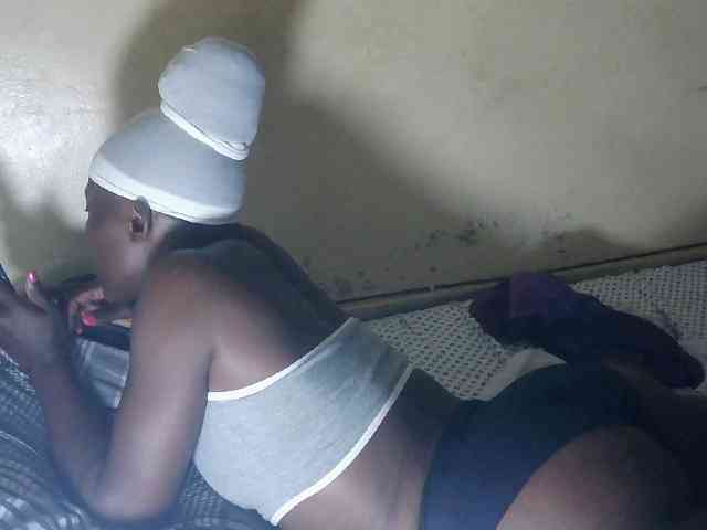 Cute-Viviana webcam