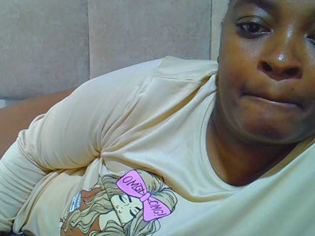 Collegebjxx21 live cam on BongaCams