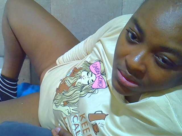 Collegebjxx21 live cam on BongaCams