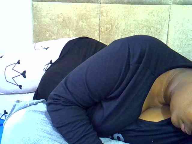 Collegebjxx21 webcam