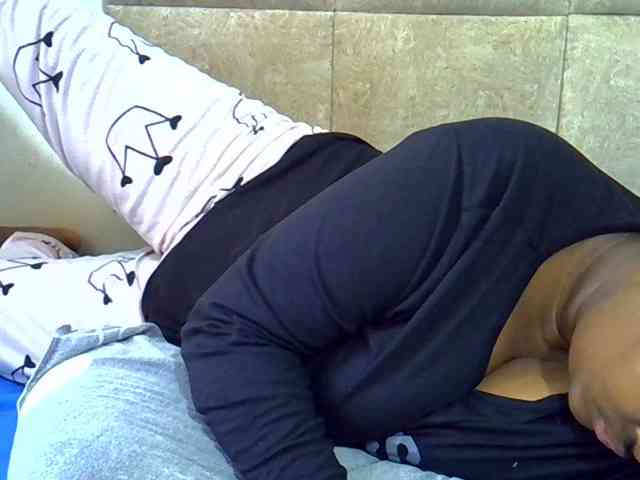 Collegebjxx21 webcam