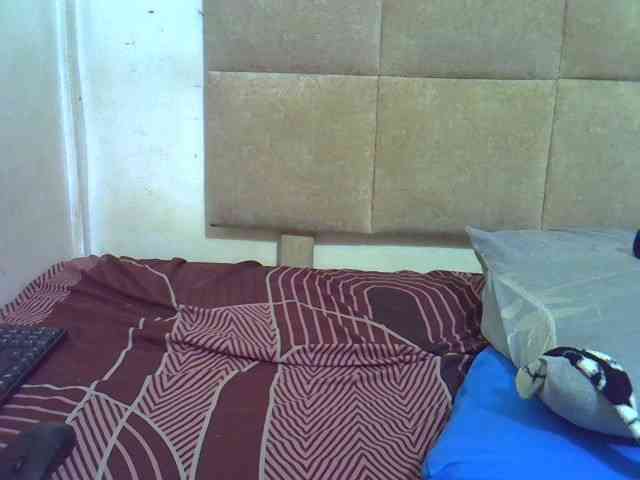 Collegebjxx21 webcam