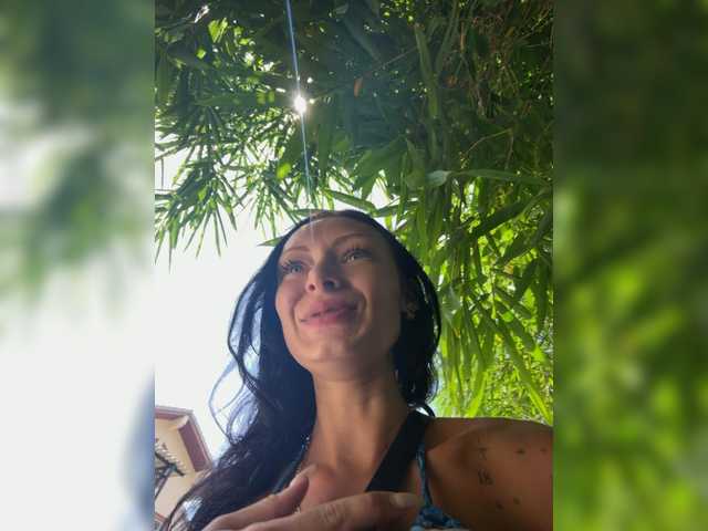 AnaWolmen live webcam show