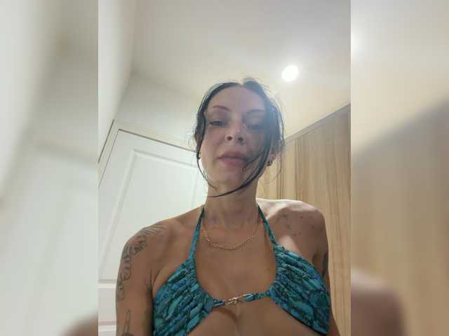 AnaWolmen live webcam show