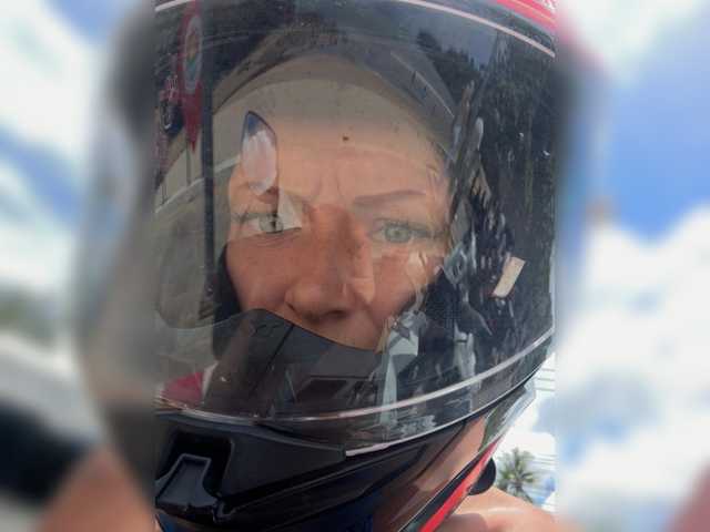 AnaWolmen live cam on BongaCams