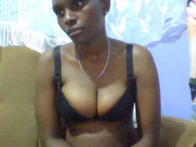 Africanpretty22 webcam