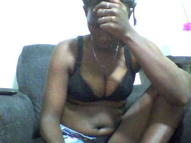Africanpretty22 webcam