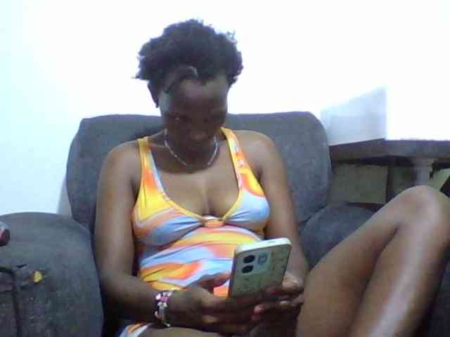 Africanpretty22 webcam