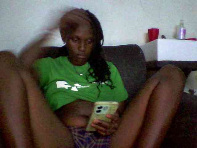 Africanpretty22 webcam