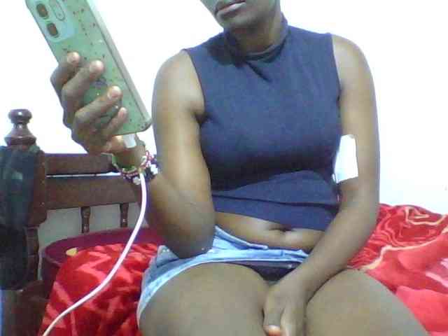 Africanpretty22 webcam