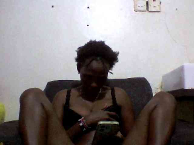 Africanpretty22 webcam